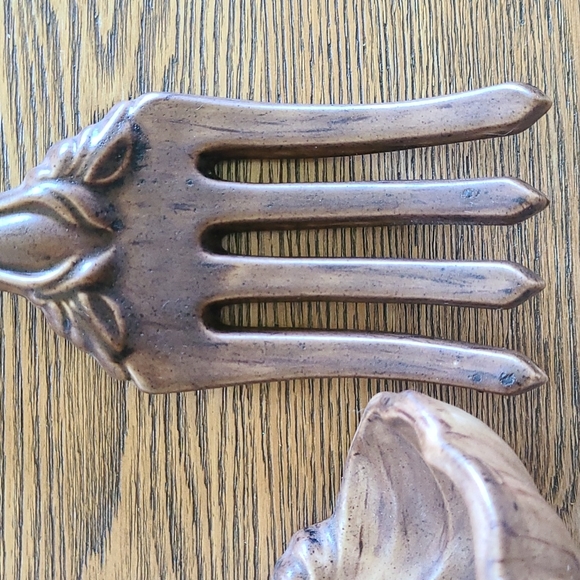 LAST CHANCE!! Arnels Vintage Ladle and Fork Kitchen Decor - Picture 5 of 7